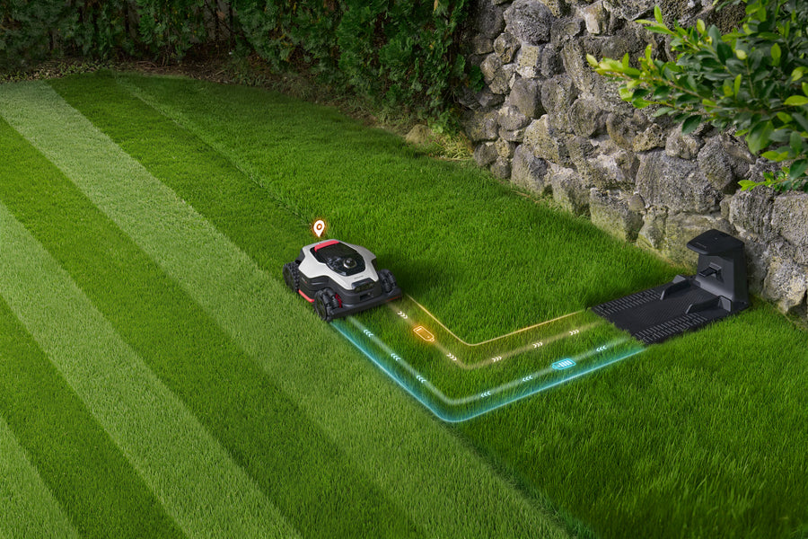 Dreame robot lawn mower auto-resuming from breakpoint on large lawn