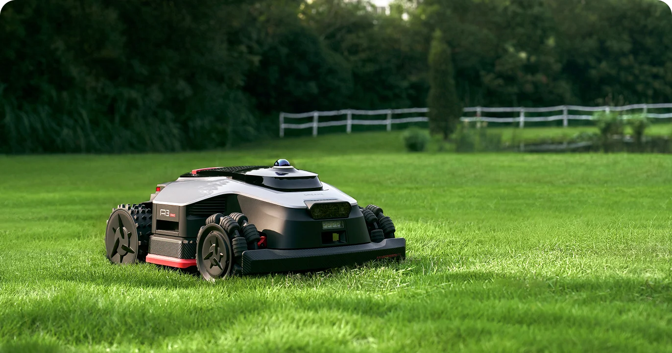 Dreame A3 AWD Pro Robot Lawn Mower